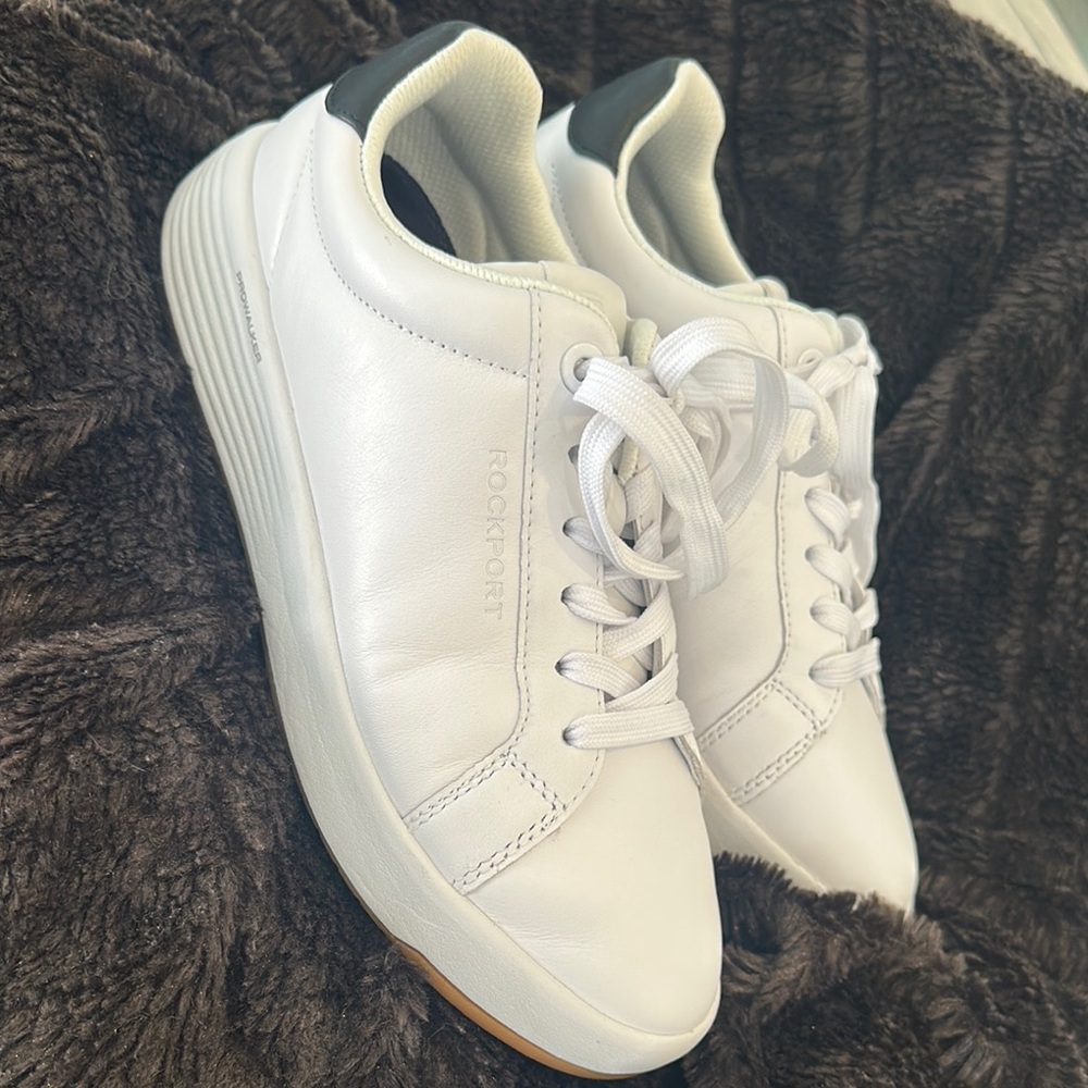 Rockport White Sneakers Classic Design Comfort